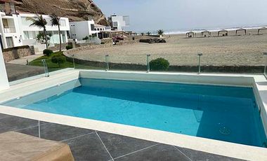 Venta casa en 1ra fila Playa Misterio
