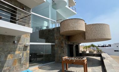Venta linda casa en acantilado Playa Misterio