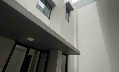 DiSewa Rumah Baru Lokasi Summarecon Crown Bekasi Nego Sampai Deal