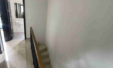 DiSewa Rumah Baru Lokasi Summarecon Crown Bekasi Nego Sampai Deal