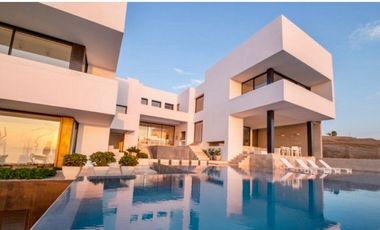 Espectacular casa en Playa Misterio