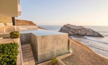 Espectacular casa en Playa Misterio