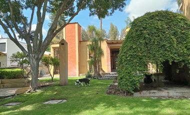CASA EN RENTA CON JARDIN ZAVALETA FORJADORES