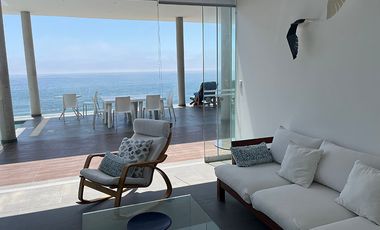 Lindisima casa en venta en acantilado en Playa Misterio