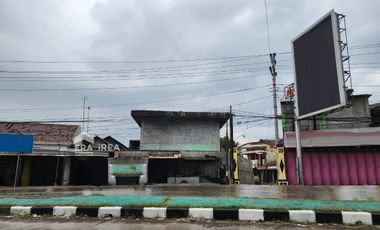 DIJUAL MURAH RUMAH WALET ATAU GUDANG DEKAT GEDUNG IPHI MASARAN SRAGEN