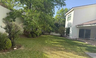 CASA EN VENTA EN SIERRA ALTA