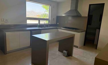 CASA EN VENTA EN SIERRA ALTA