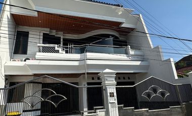 Dijual rumah mewah area denpasar barat