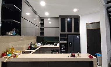 Dijual rumah mewah area denpasar barat