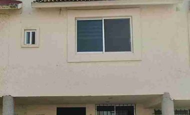 CASA EN VENTA ZONA COLEGIO HUMBOLDT.