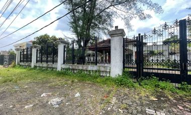 Dijual rumah luas lokasi premium dan strategis dijalan utama timoho muja muju yogyakarta
