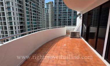 Spacious 2-bedroom unit at Supalai Sukhumvit 39