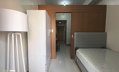 Fully-Furnished 1 Bedroom Unit with balcony for Rent in Unit B013050 Tower 1 Red Residences Makati City