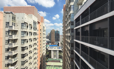 Fully-Furnished 1 Bedroom Unit with balcony for Rent in Unit B013050 Tower 1 Red Residences Makati City
