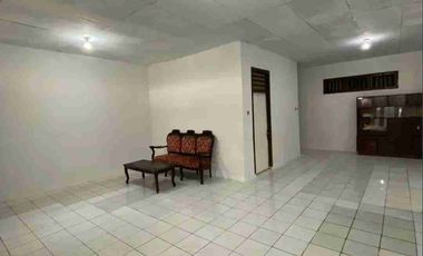 Dijual Sewa Rumah 10x15 komplek perdagangan Daan mogot Raya