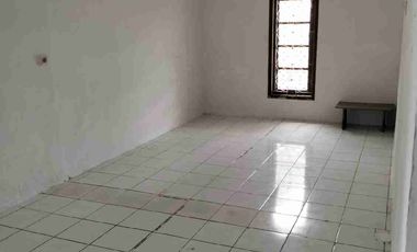 Dijual Sewa Rumah 10x15 komplek perdagangan Daan mogot Raya