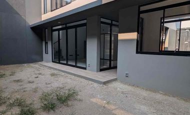 Second Rasa Baru Modern Minimalis di tatar Nilapadmi KBP