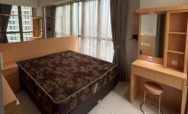 Disewa 2Br Taman Anggrek Residences Furnished Compact Modern, View Pool & Garden, Dekat Mal, Office Tower & Kampus