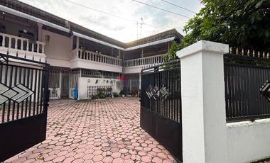 Rumah Posisi Hook di Jalan Provinsi Dekat Dengan Berbagai Fasum di Bendogerit Blitar