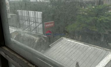 Ruko Terletak di Pusat Kota Kediri Pinggil Jalan Area Perdagangan Dekat Alun-Alun