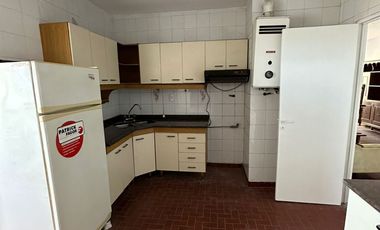 Departamento en Pje. Alfonso 3031 - 3 Dorm, Lavadero, Cocina Independiente