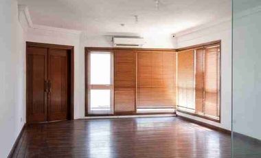 Sewa Rumah 2 Lantai di Kemang 7 Kamar Unfurnished