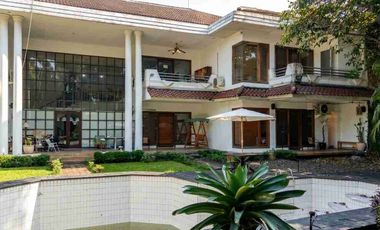 Sewa Rumah 2 Lantai di Kemang 7 Kamar Unfurnished