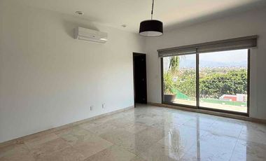 casa en renta en sumiya en Morelos , alberca , seguridad