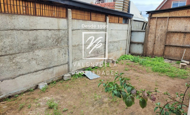 SECTOR LABRANZA, COMODA Y ACOGEDORA, 3 DORMITORIOS 1 BAÑO ESTACIONAMIENTO AMPLIO PATIO