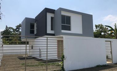 Venta de Casa en Portoviejo en Zona Colon