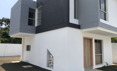 Venta de Casa en Portoviejo en Zona Colon
