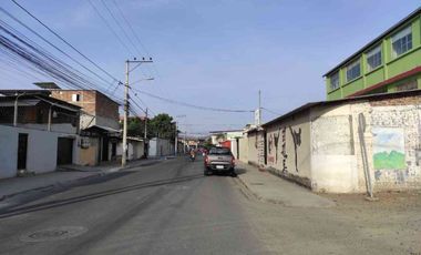 Venta de Edificio Comercial en Portoviejo