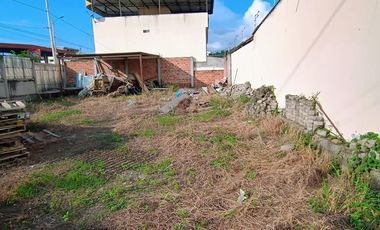 SE VENDE TERRENO UBICADO A 200 METROS DEL PARQUE DE LA ROTONDA DE LA CIUDAD DE PORTOVIEJO