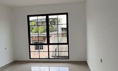 Disewakan Ruko Bangunan Baru Hook 4 Lantai+Rooftop Siap Huni, Strategis Dekat Pusat Perbelanjaan WTC, ITC, Mangga Dua Square Pademangan Jakarta Utara
