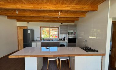 🏡 Arriendo Casa Amoblada en La Puntilla – Marzo a Diciembre
