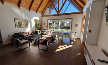 🏡 Arriendo Casa Amoblada en La Puntilla – Marzo a Diciembre