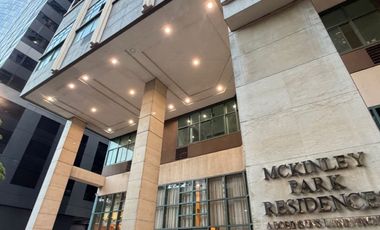 FUNCTIONAL 1 BEDROOM LOFT TYPE CONDO FOR RENT IN MCKINLEY PARK RESIDENCES, BGC