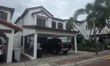 Terranostra, Renta de Hermosa Casa 4 Dorm. con Piscina y Jacuzzi