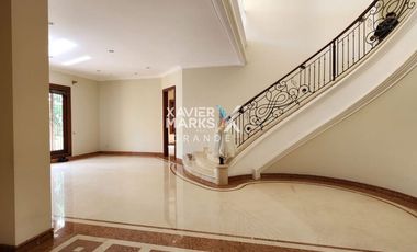 Disewakan Rumah Elite 2 Lantai di Galaxi Bumi Permai, Surabaya Timur