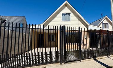 CASA EN ARRIENDO LINARES, A 1 CUADRA COLEGIO CONCEPCION