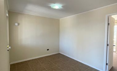 CASA EN ARRIENDO LINARES, A 1 CUADRA COLEGIO CONCEPCION
