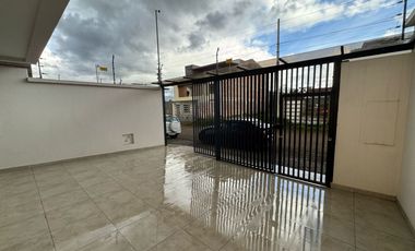 CASA POR ESTRENAR EN RENTA SECTOR MEDIO EJIDO