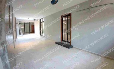 FRACCIONAMIENTO REFORMA CASA AMPLIA RENTA CASA PARA OFICINAS CON PANELES SOLARES