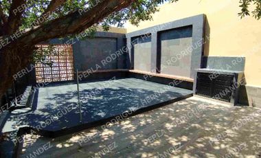 FRACCIONAMIENTO REFORMA CASA AMPLIA RENTA CASA PARA OFICINAS CON PANELES SOLARES
