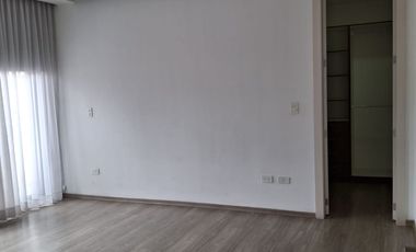 Departamento en Alquiler 124 m² Cumbaya