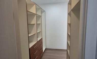 Departamento en Alquiler 124 m² Cumbaya