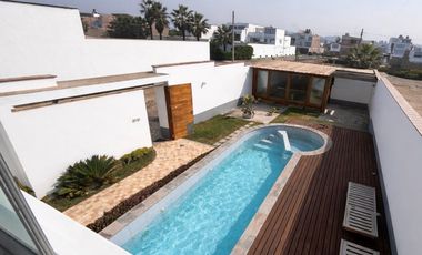 🌅 Espectacular casa con vista al mar, piscina y salida directa a la playa