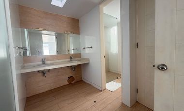 🌅 Espectacular casa con vista al mar, piscina y salida directa a la playa