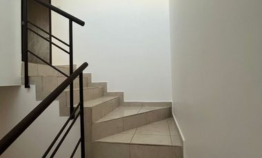 CASA EN RENTA VISTAS ALTOZANO JESUS DEL MONTE