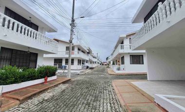 VENTA HERMOSA CASA EN GIRARDOT EN CONJUNTO CERRADO